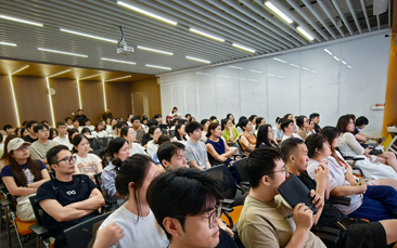 紫驰公司环境与团队照片